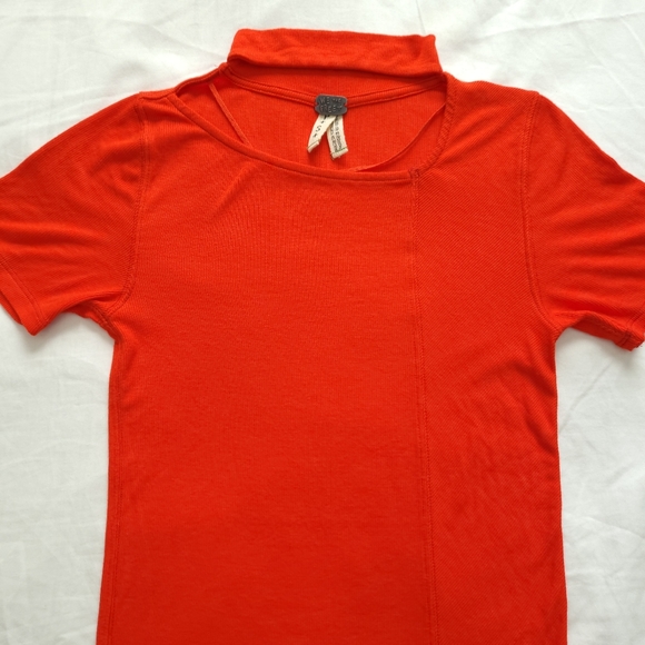 Like New We The Free by Free People Bright Lights Choker T-Shirt - Picture 9 of 10